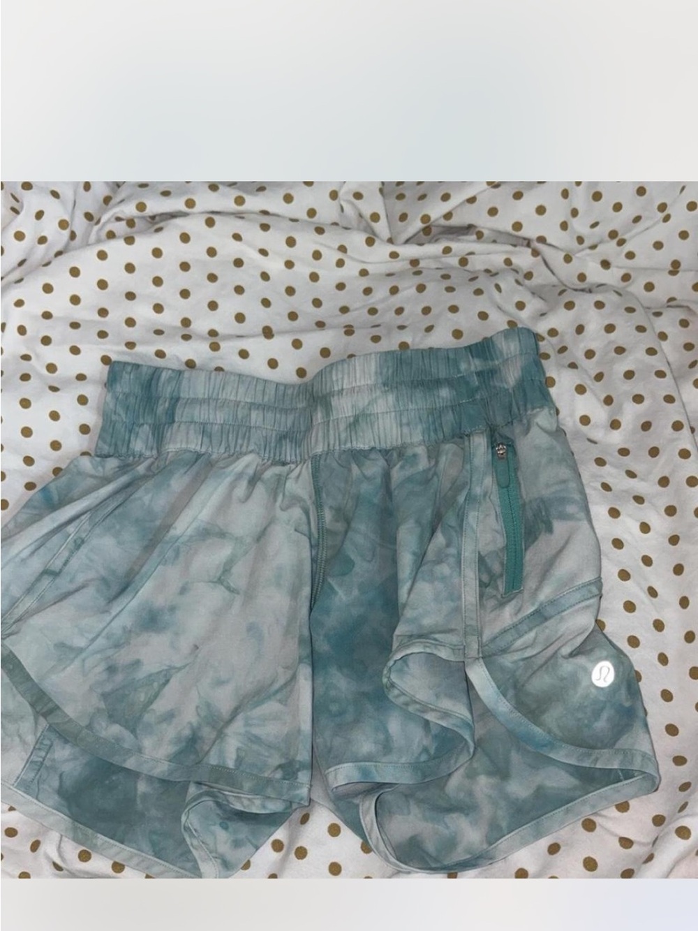 lululemon athletica Women's Teal Tie-Dye Shorts Size 4